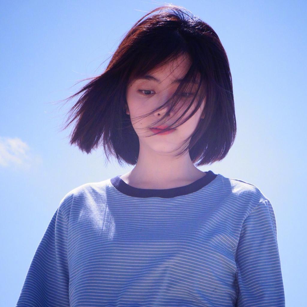 抒情·起风了| 风吹过，你来过。