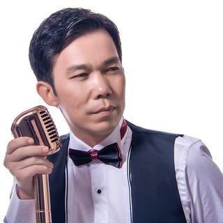 【买名江·阿布力克木】｛MominjanAblikim｝