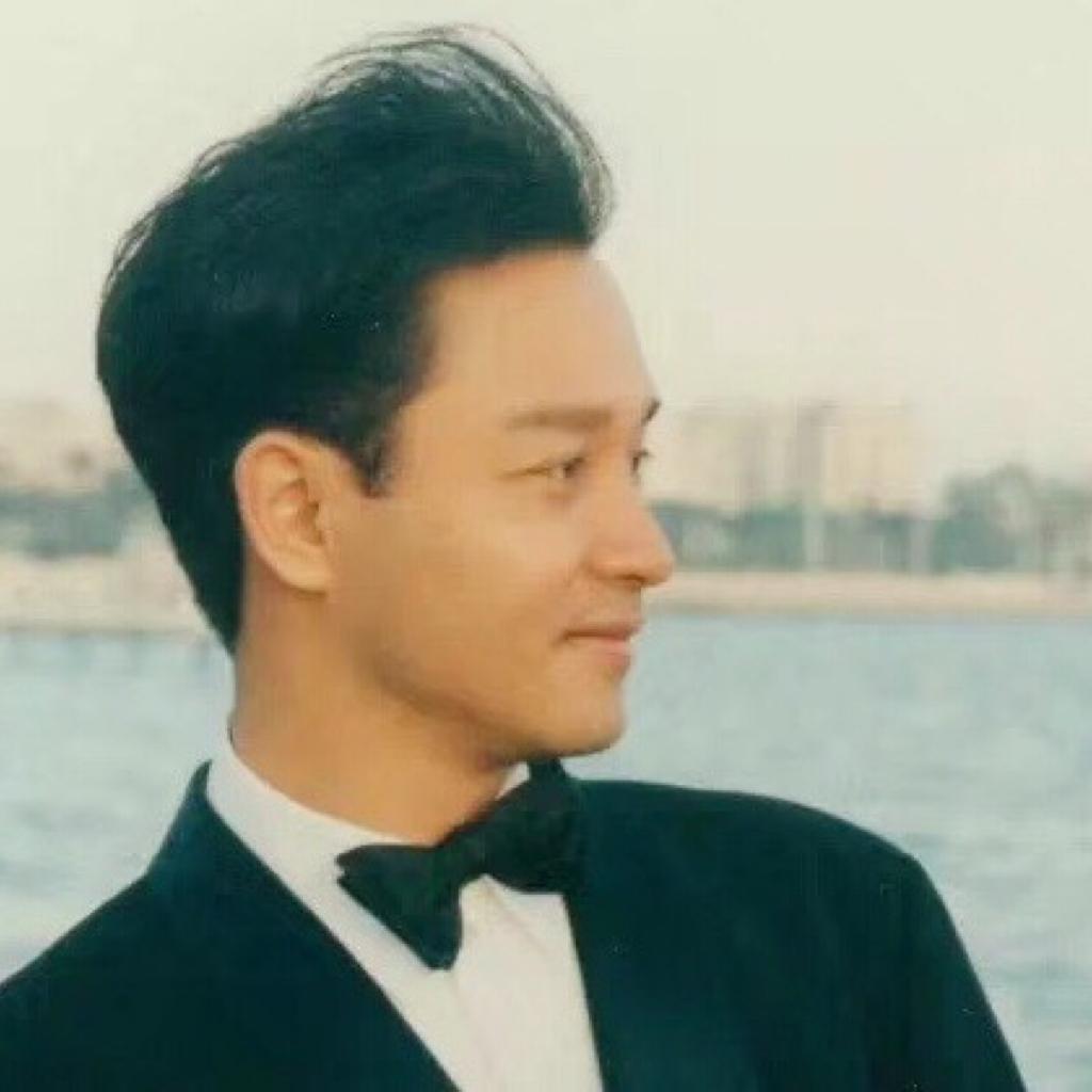 【粤语】叱咤风云我任意闯万众仰望❤