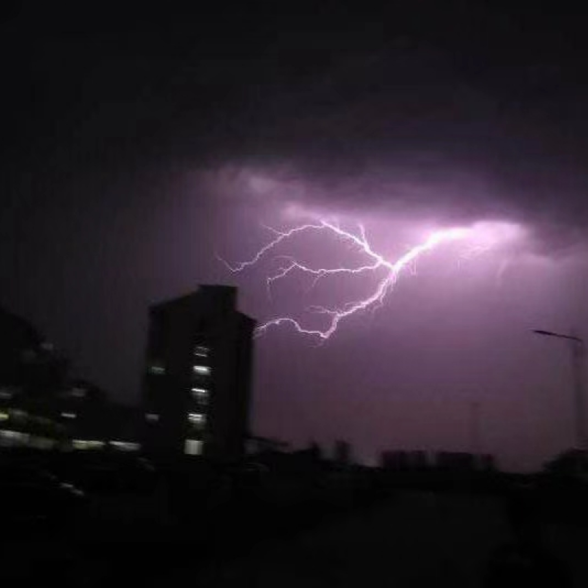 震颤
