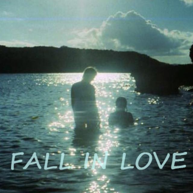 FALL IN LOVE专辑