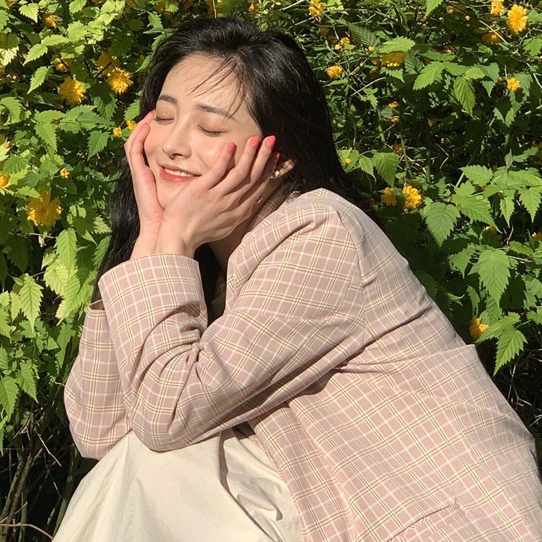 星星都睡觉了 再偷偷想一下你吧