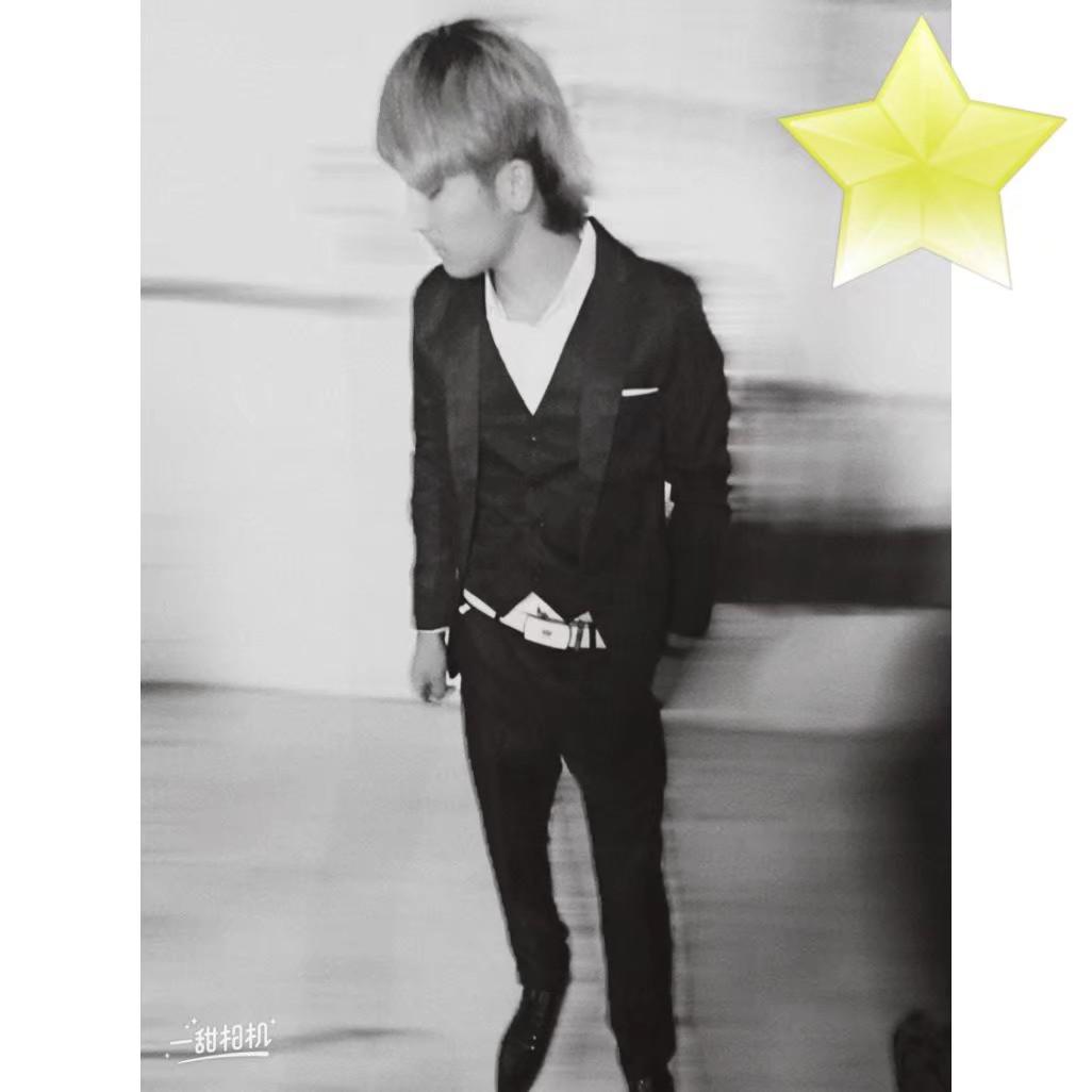 黑夜寂寞(悲伤 ）