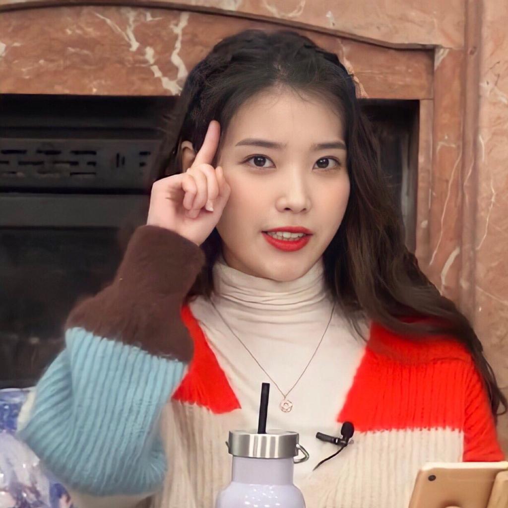 IU｜IU的宅家Signal
