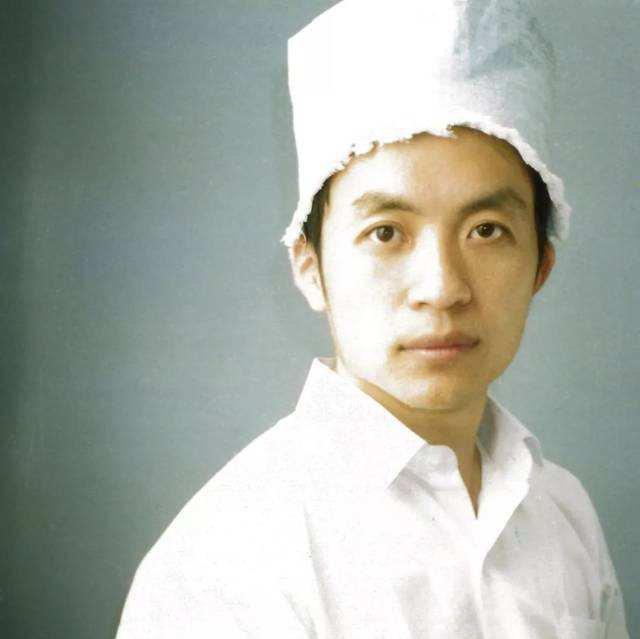 顾城:一个人应该活得是自己并且干净