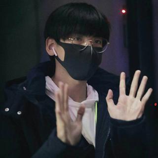 因为他是翟潇闻_