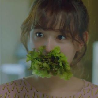 舔 舐 咀 嚼