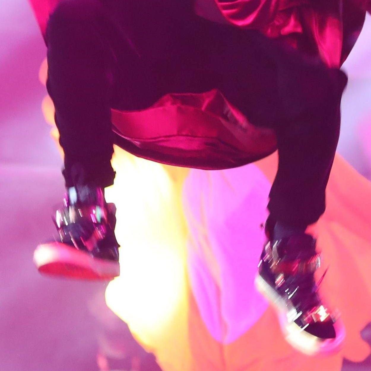 嘣吧吧嘣吧 (新编) (Instrumental)