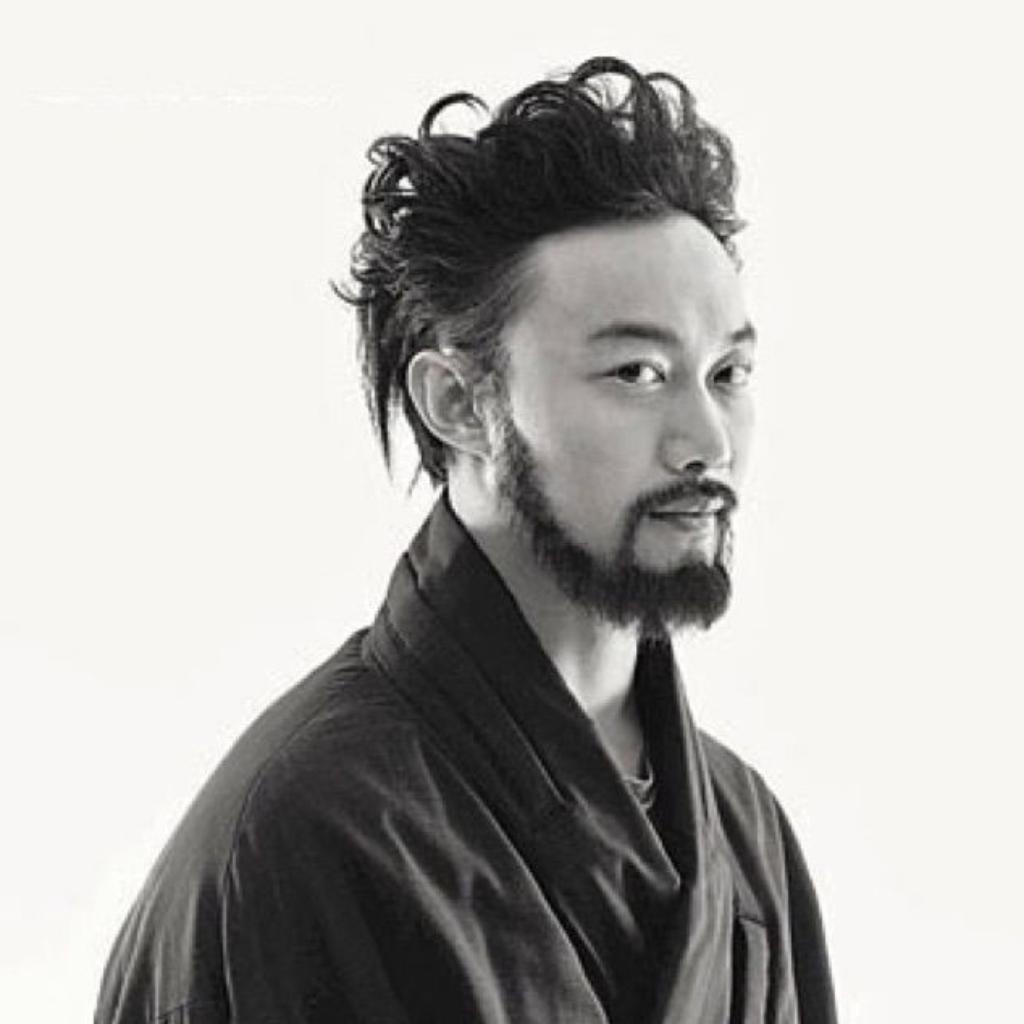 世事一场大梦，人生几度秋凉