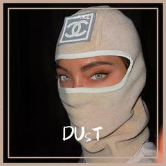 DUsT