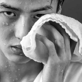 不一样的，有些关系互相道歉也回不去了