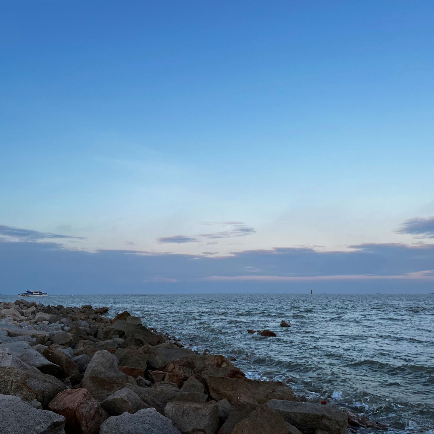 跌倒了也不会哭