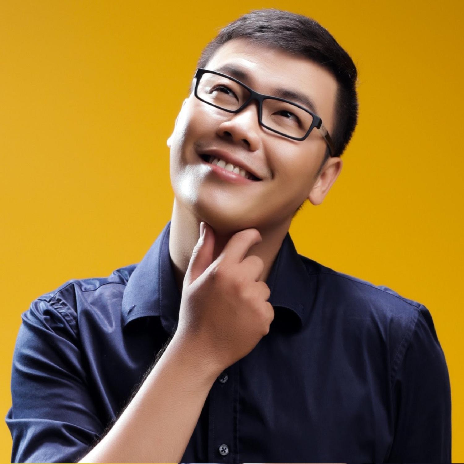 Ở Lưng Chừng Hạnh Phúc