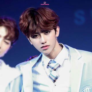 蔡徐坤星动亚洲.