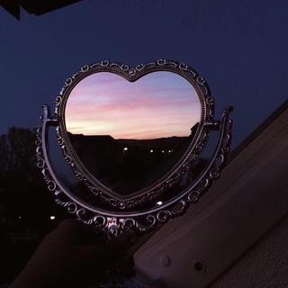 欧美｜爱意藏在暮与月色交接的天光里