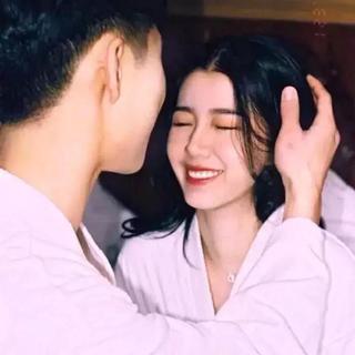你以为我爱别人的时候 我最爱你