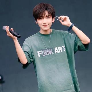 “做有意义的事 过有意义的人生”