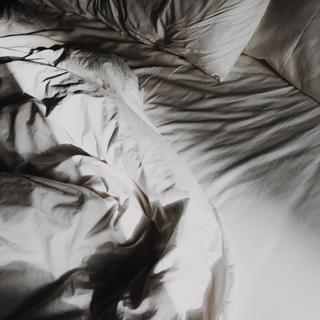 KFM981 | midnight kingsize bed