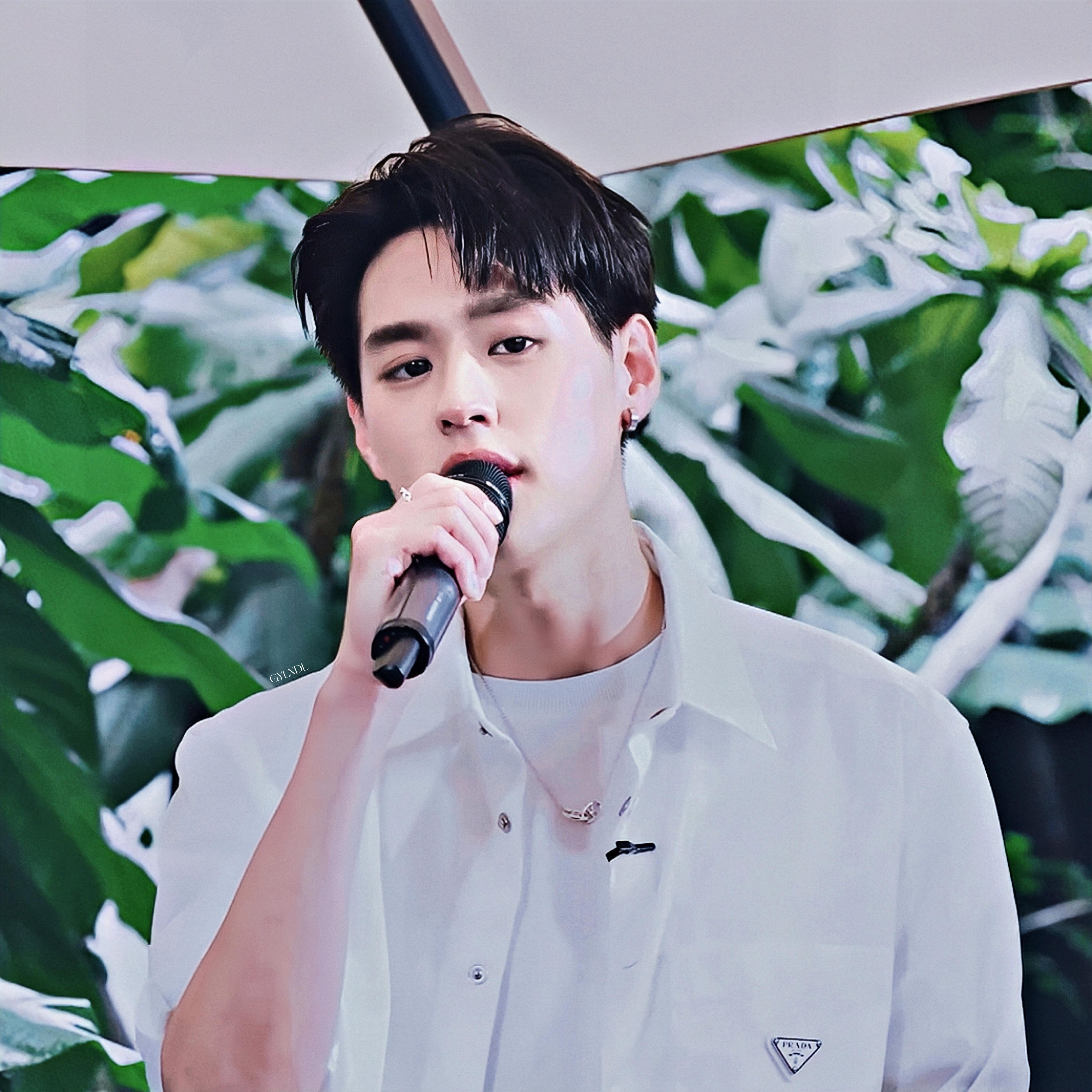 ชอบตัวเองตอนอยู่กับเธอ（喜欢和你在一起时的自己）-Billkin、Piano