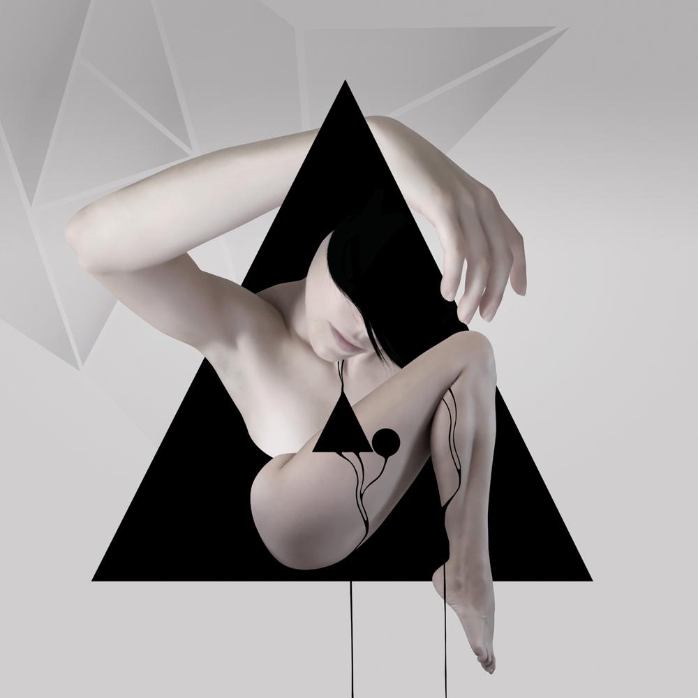 Distrust (Deluxe Edition)