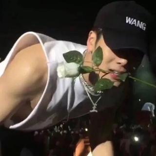 开心点｜对于某人来说 你就是宇宙的中心