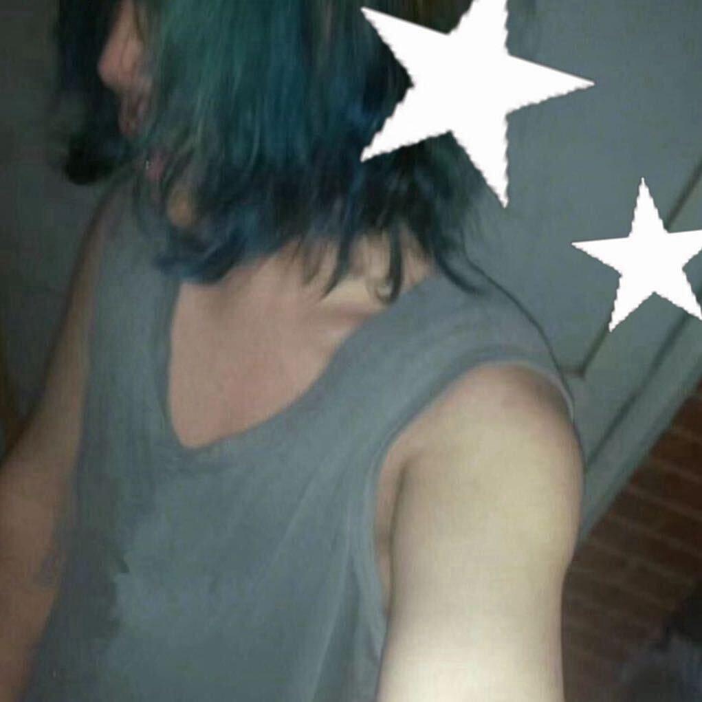 太多人在爱沉溺