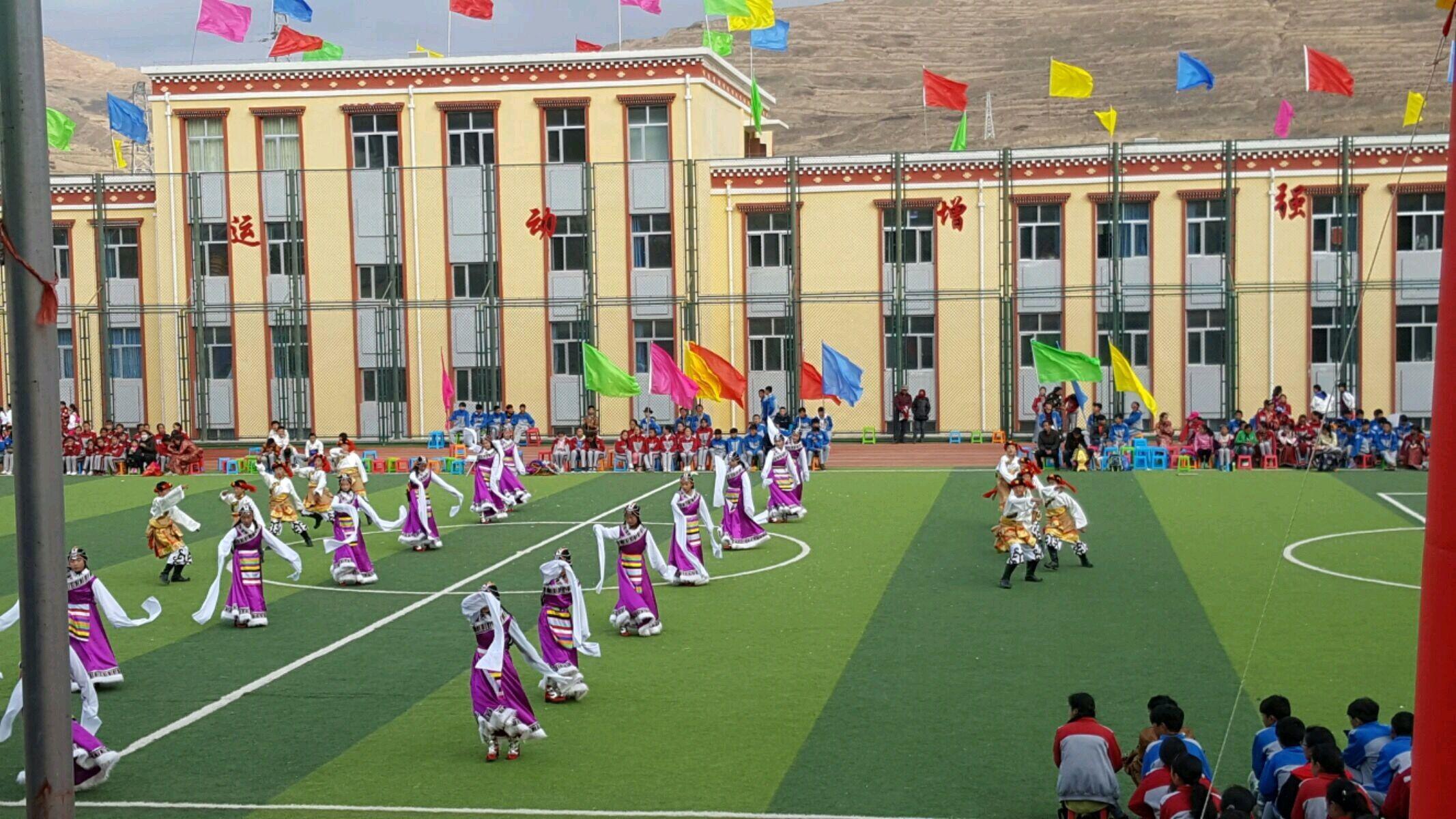 隆务二寄校校歌专辑
