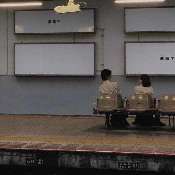 如今一個人聽歌總是會覺得失落