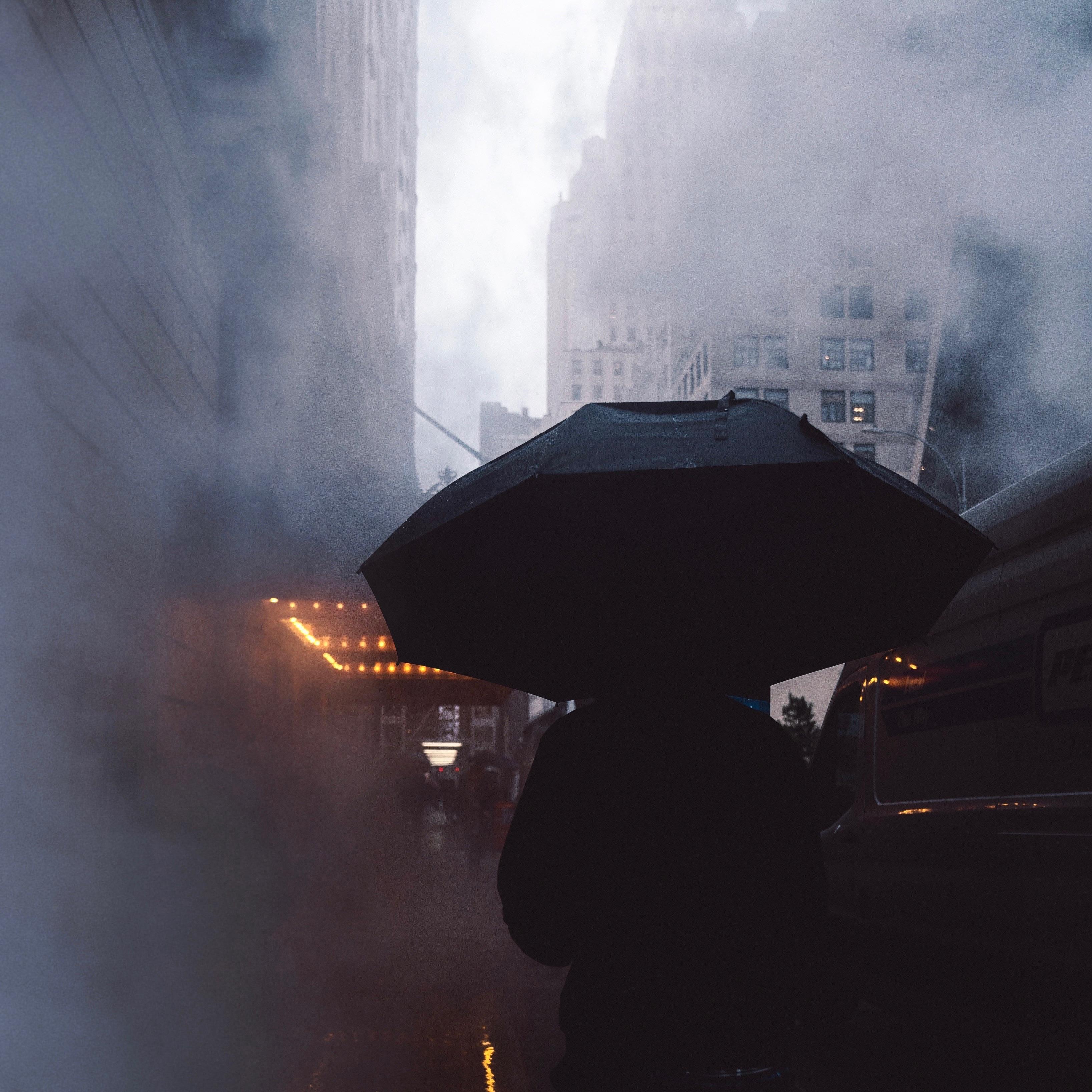 我很痛，有谁懂