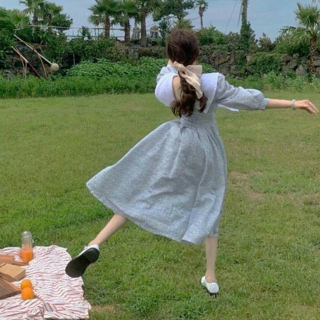 「Springs.」碎花裙、春游和你