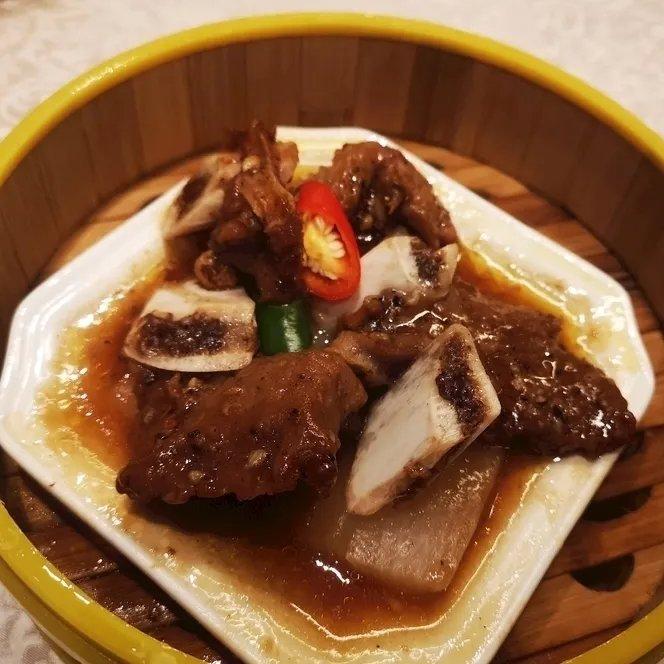 喝早茶的牛仔骨