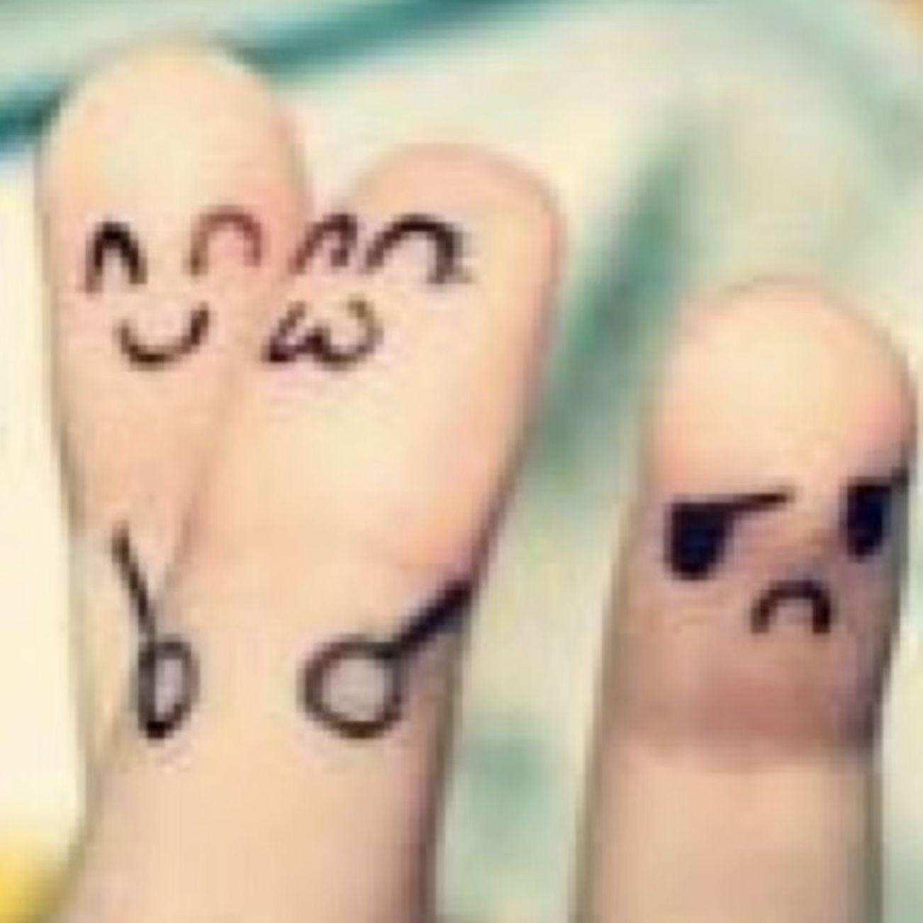 看到我幸福你才后悔呢