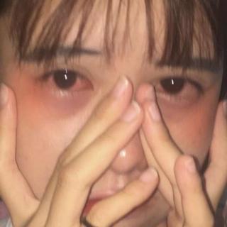 难过的话 | 我的耳机分给你一半吧.