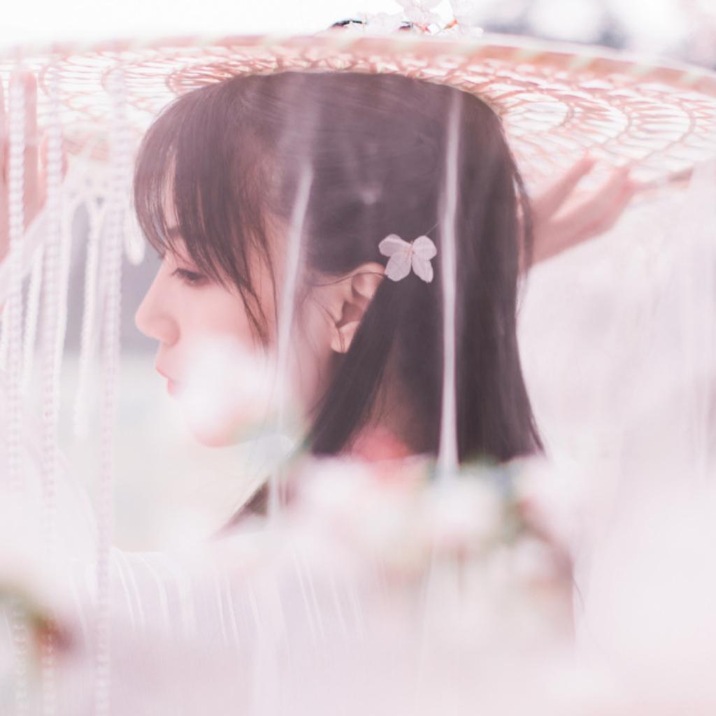 「古风」千金纵买相如赋，脉脉此情谁诉