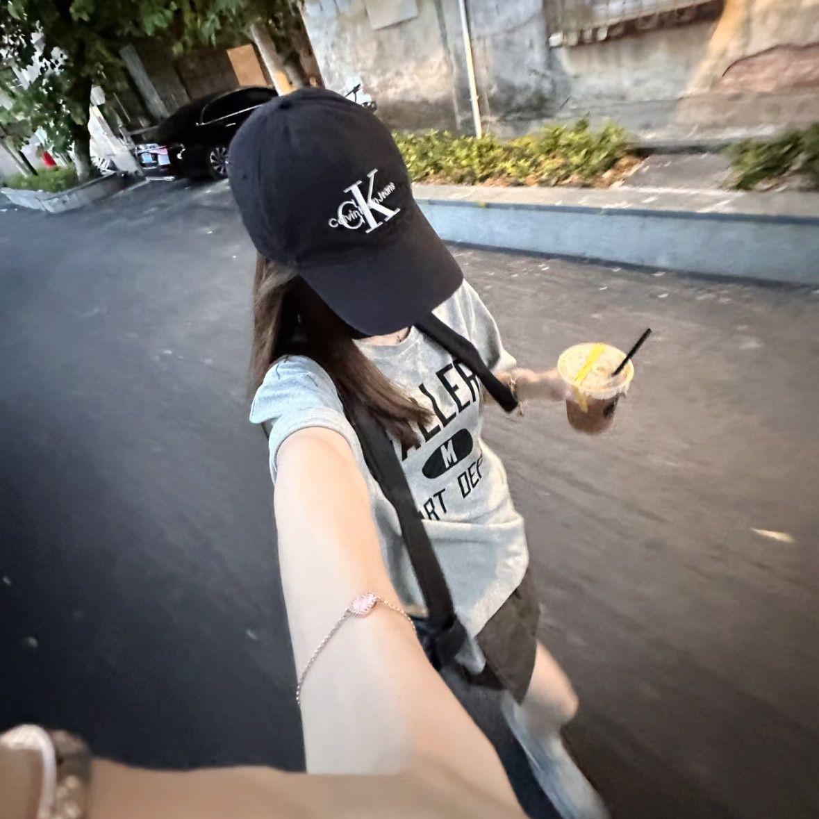 我偏要做这傲干高墙的凌霄花