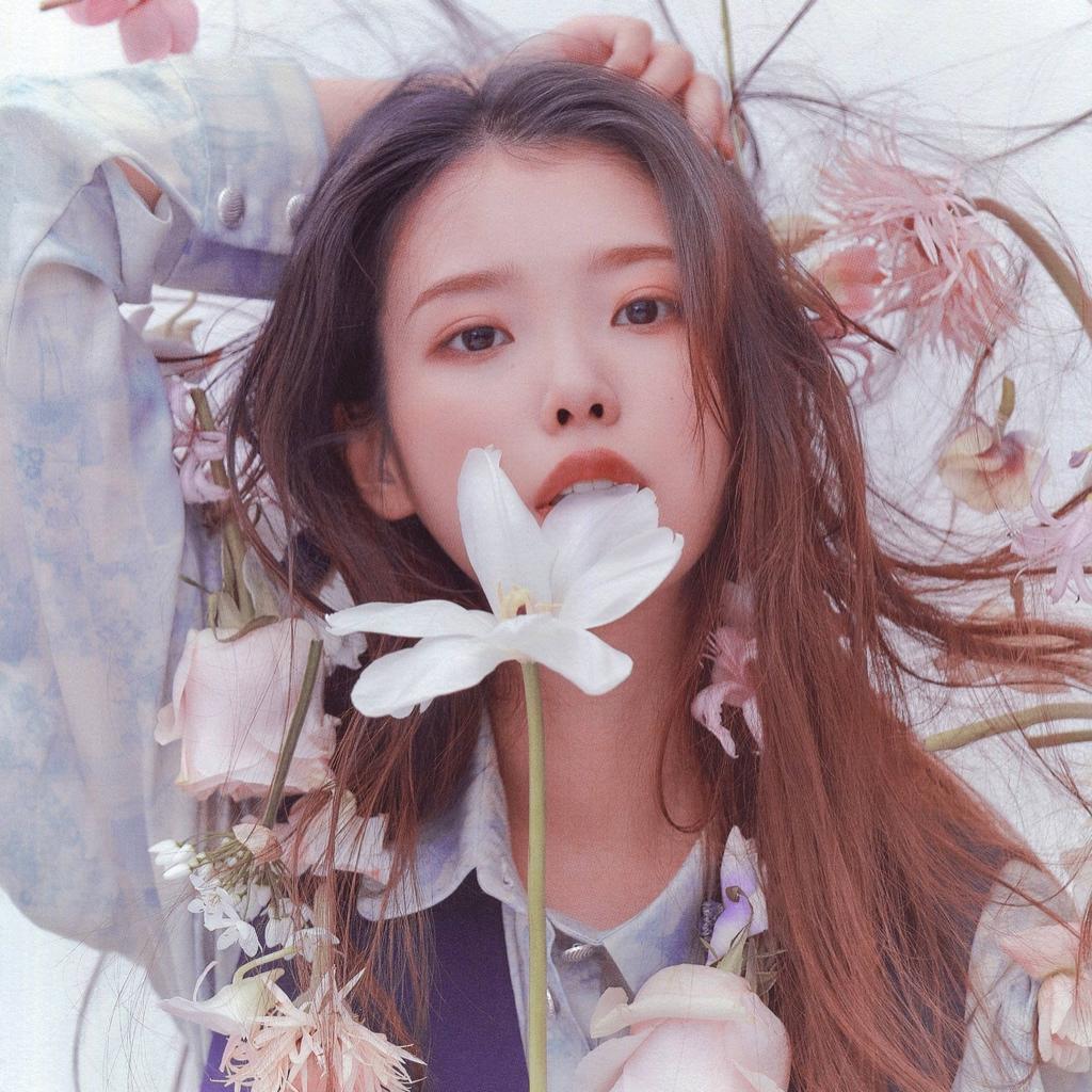 IU | 人美歌甜李知恩♡