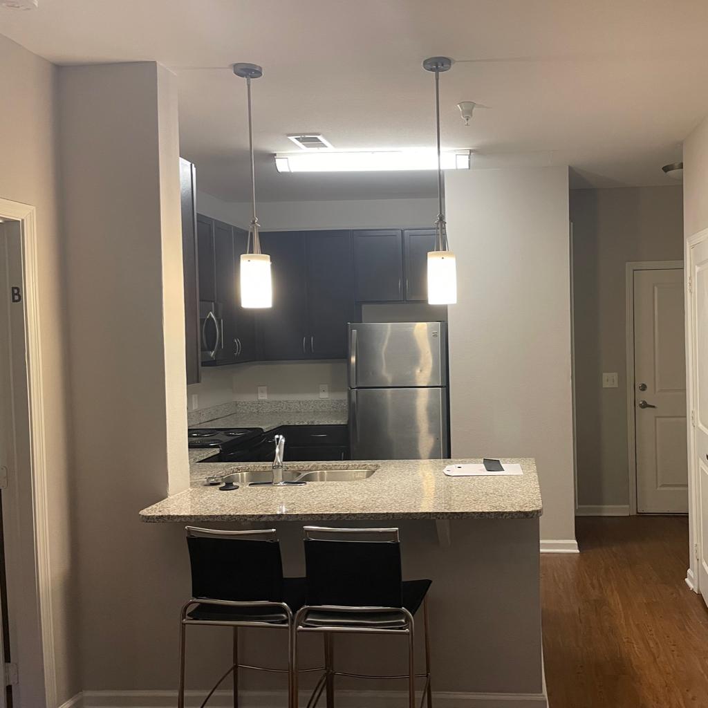 L U V D J Y 8 New House