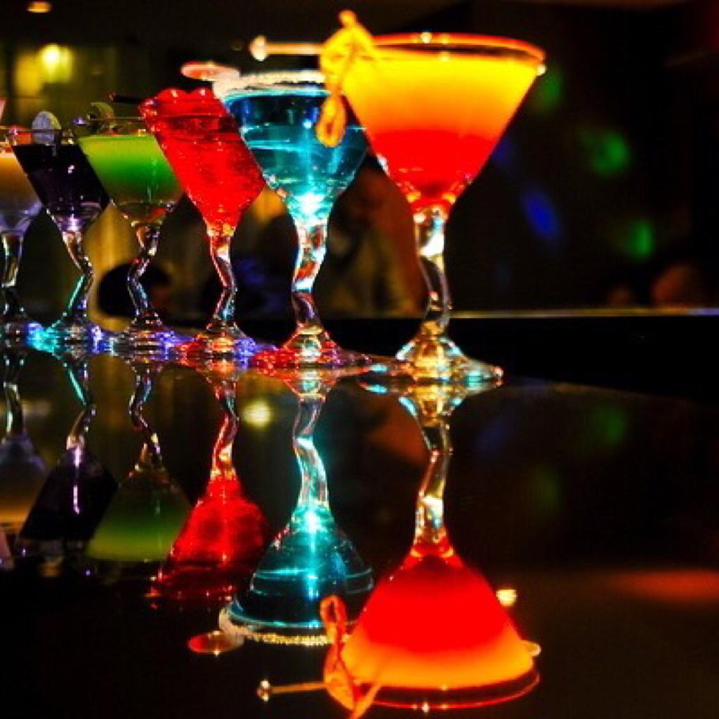 深夜小酒馆•浅酌一杯爵士专属醉时光