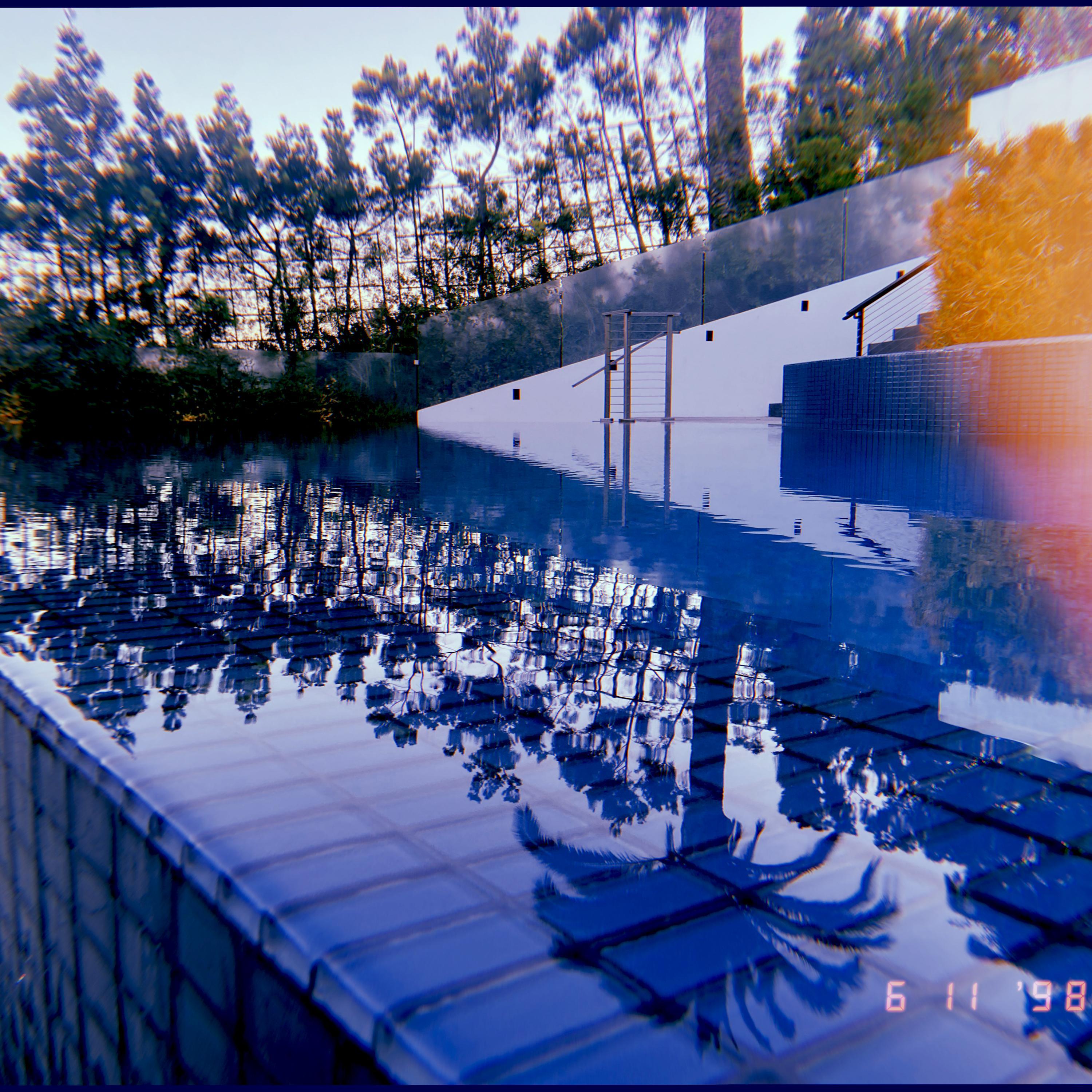 Yeah (feat. Barney Bones & Dee $ay)