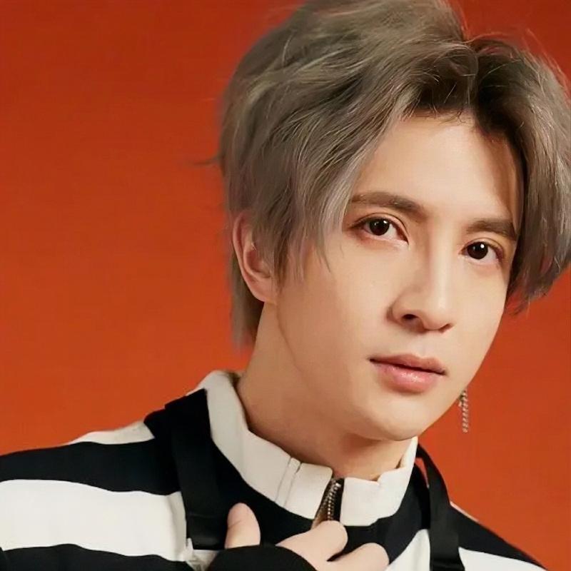 华语Top热歌 | 听薛之谦的六月崇拜