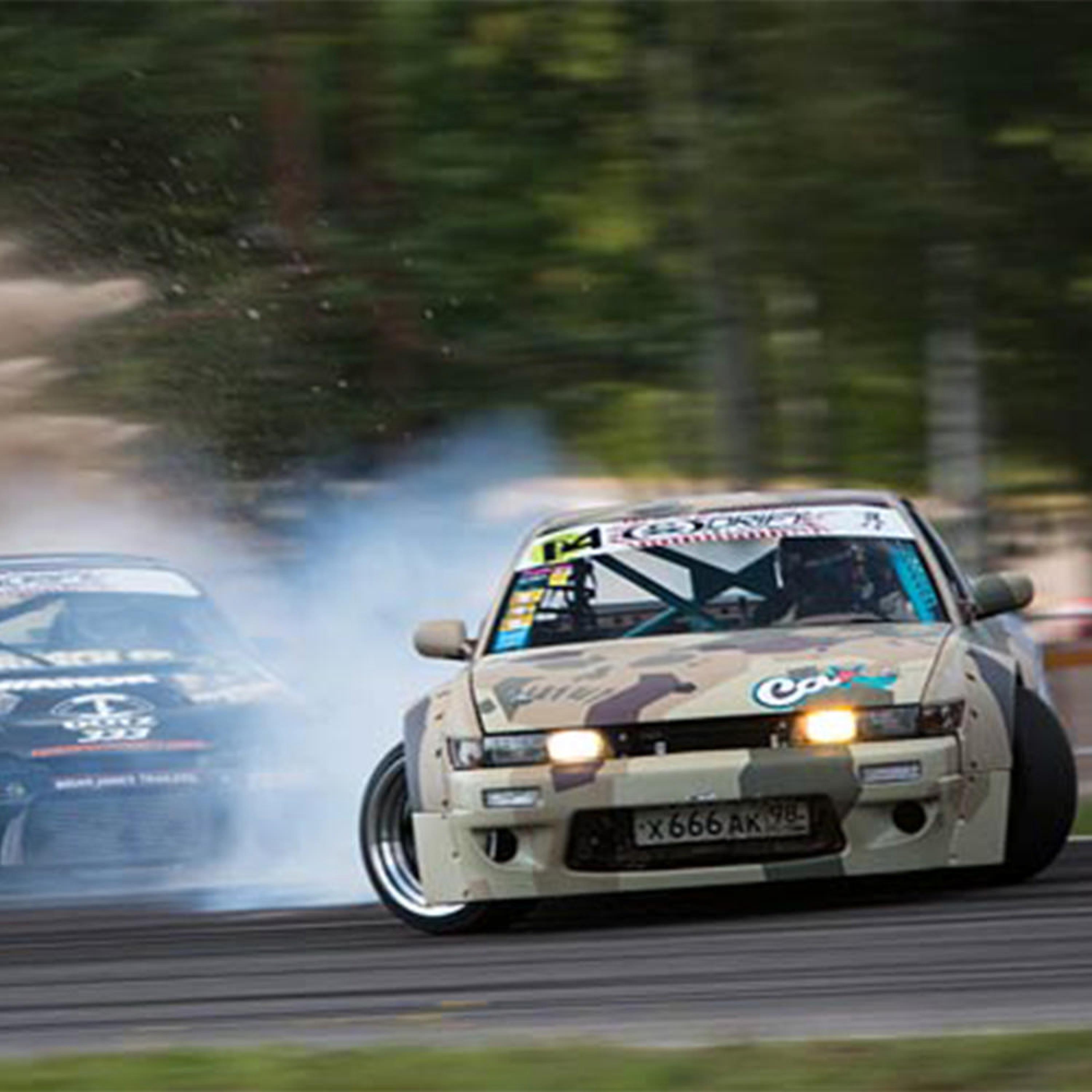 Pourin' up (lean at the car meet)