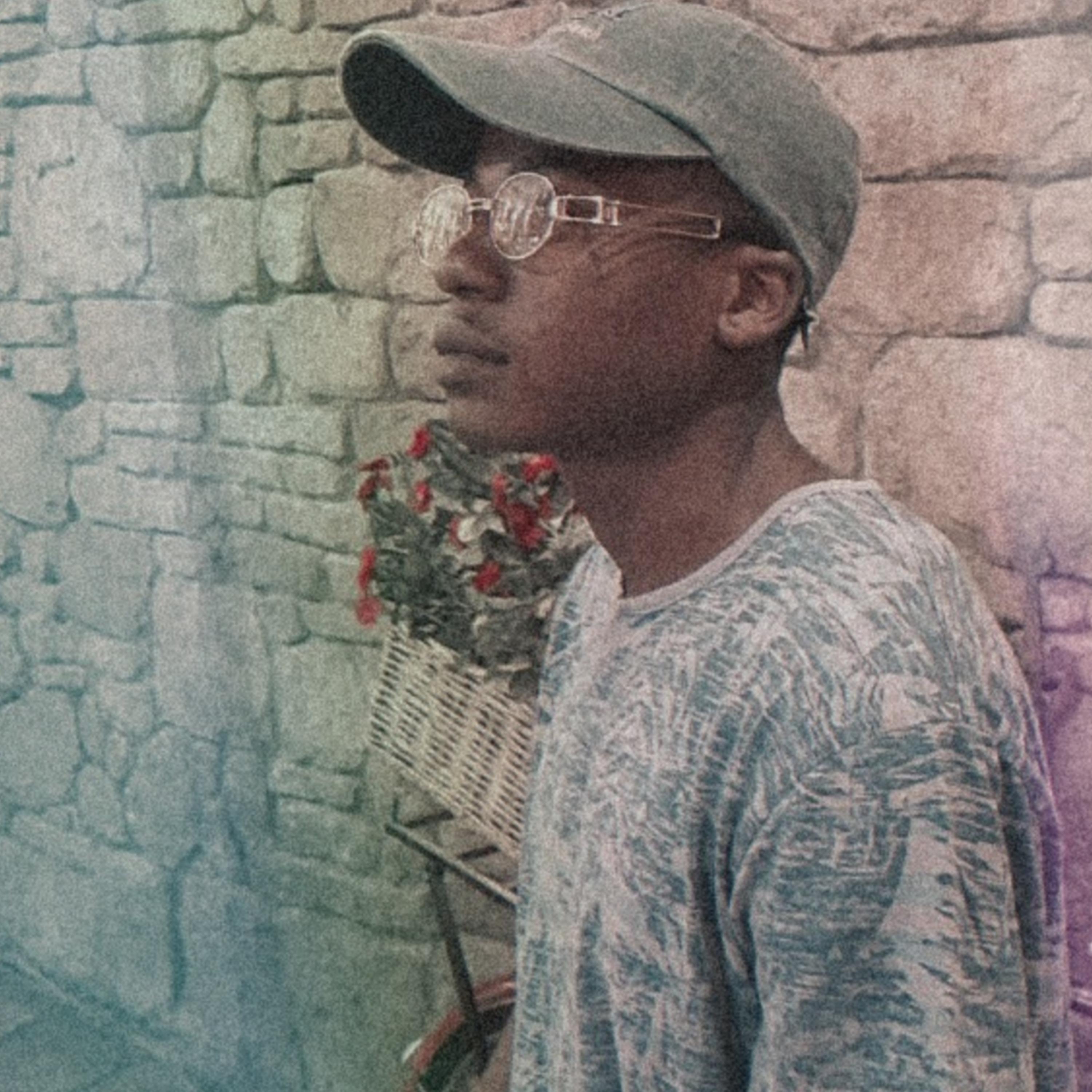 Kuna Momz (feat. Mckain)