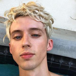奶一口就迷上的欧美优质男嗓