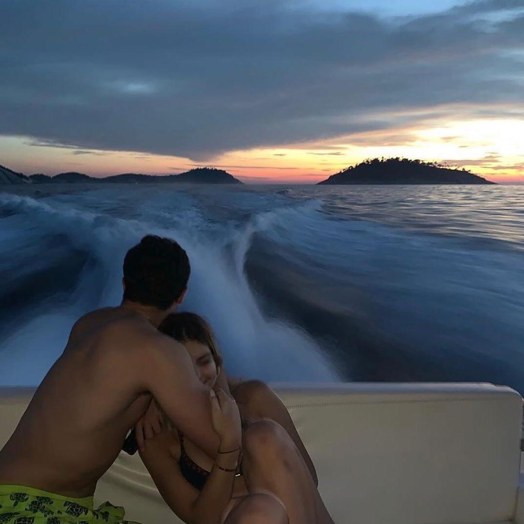 TATuНас Не Догонят-(Remix)(DruGTRaffickerS remix)