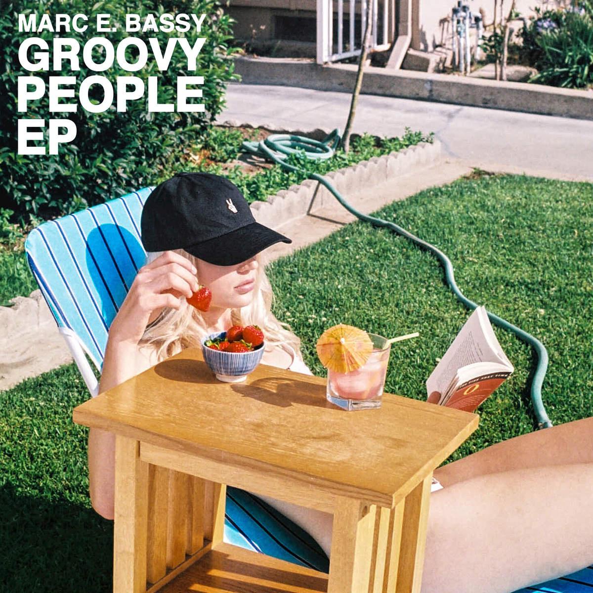 Groovy People专辑