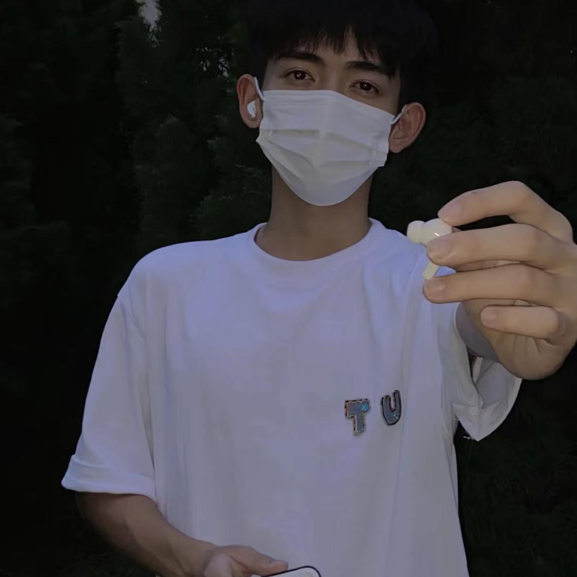 分享耳机就是分享心跳 ♡ 