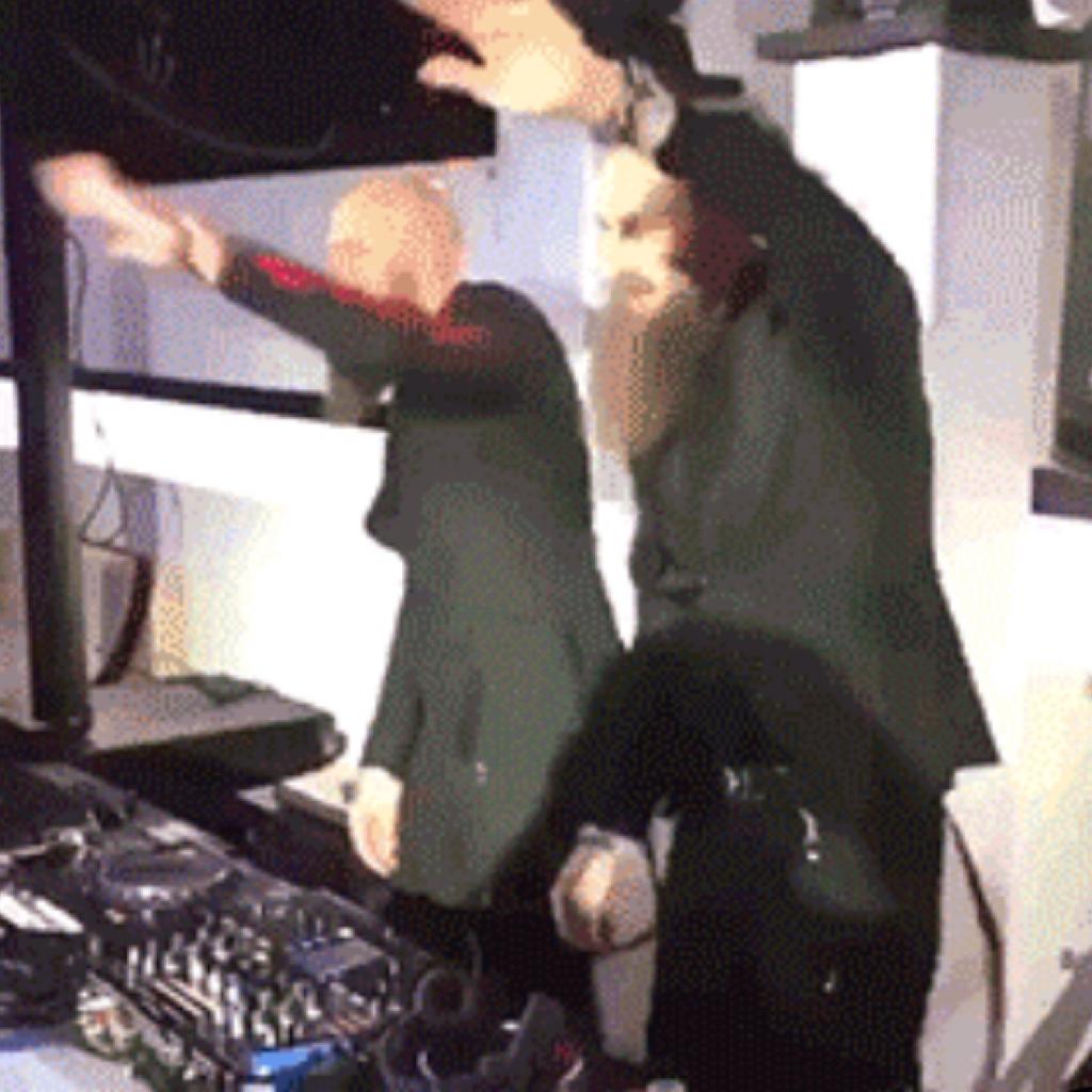 专业蹦迪dj神曲857蹦迪去吗