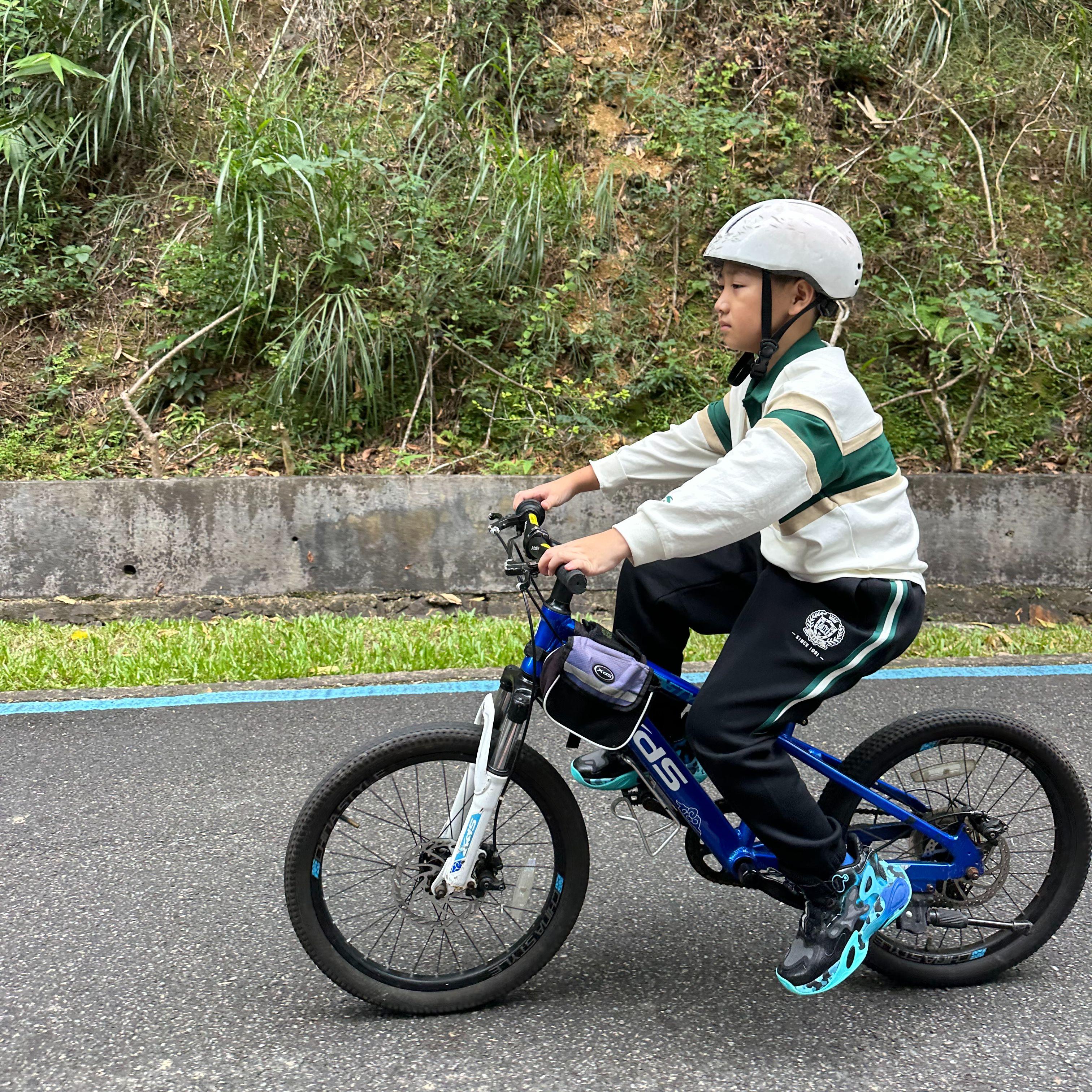 李致贤