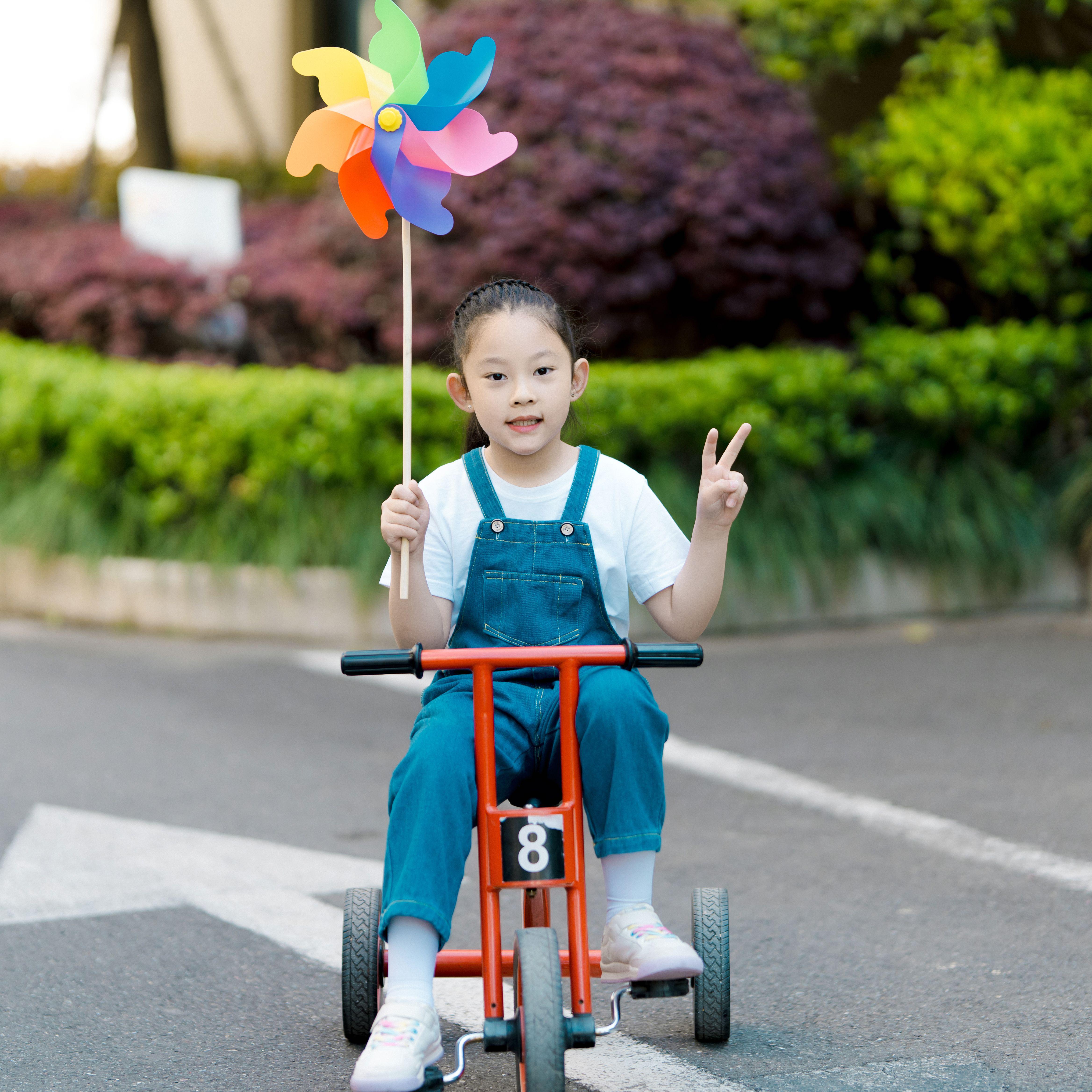 王李子依