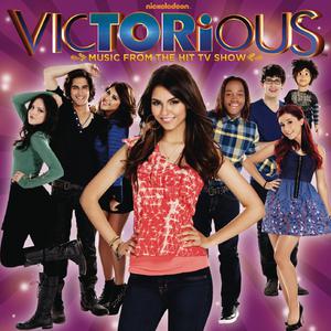Victorious Cast、victoria Justice - EGGIN' ON YOUR KNEES （升5半音）